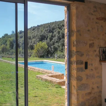 Semesterbostad Five Bedroom Holiday In Barjac *