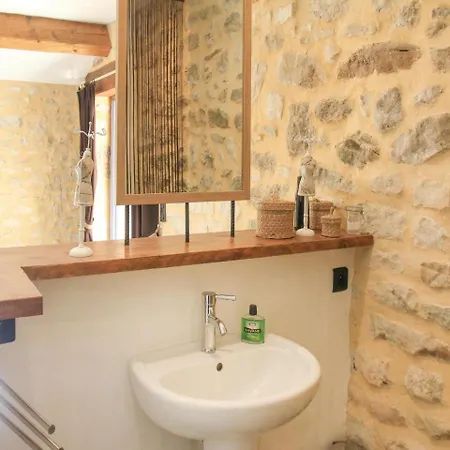 Five Bedroom Holiday In Barjac * Barjac (Gard)