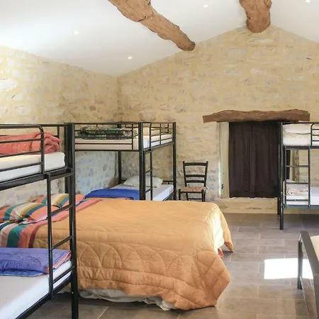 Semesterbostad Five Bedroom Holiday In Barjac Barjac (Gard)