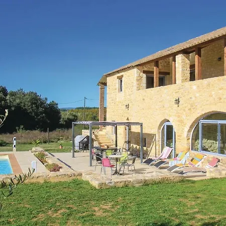 Five Bedroom Holiday In Barjac * Barjac (Gard)